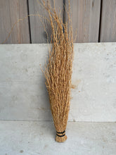 Load image into Gallery viewer, Bunch of vetiver twigs
