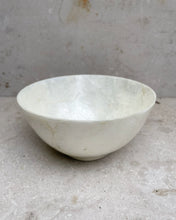 Load image into Gallery viewer, Small bowl, Capiz shell
